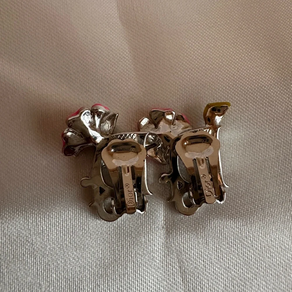 Christian Dior Pink Enamel Floral Logo Clip-On Earrings EUC - Picture 8 of 10